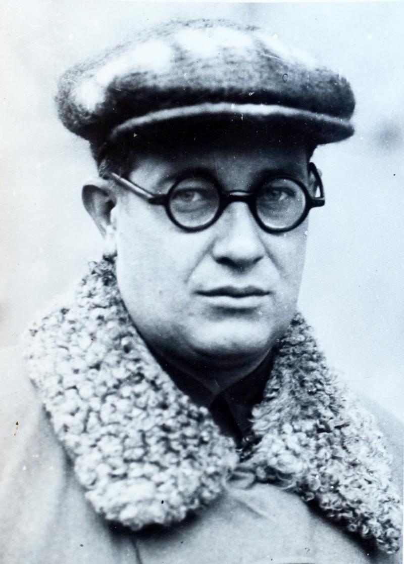 Николай Янов